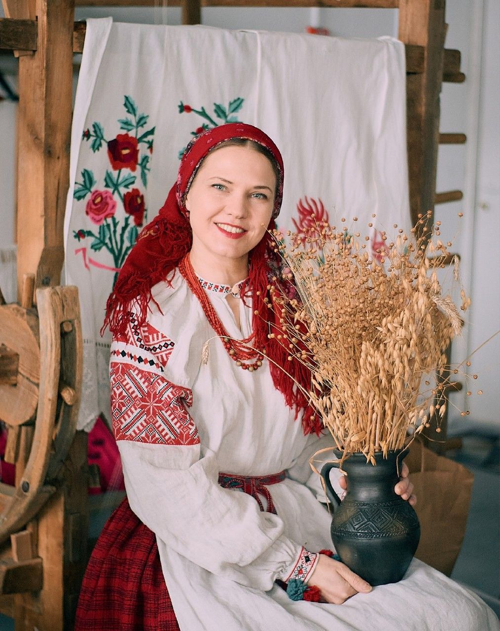 Women in Slavic costumes in Yancheng