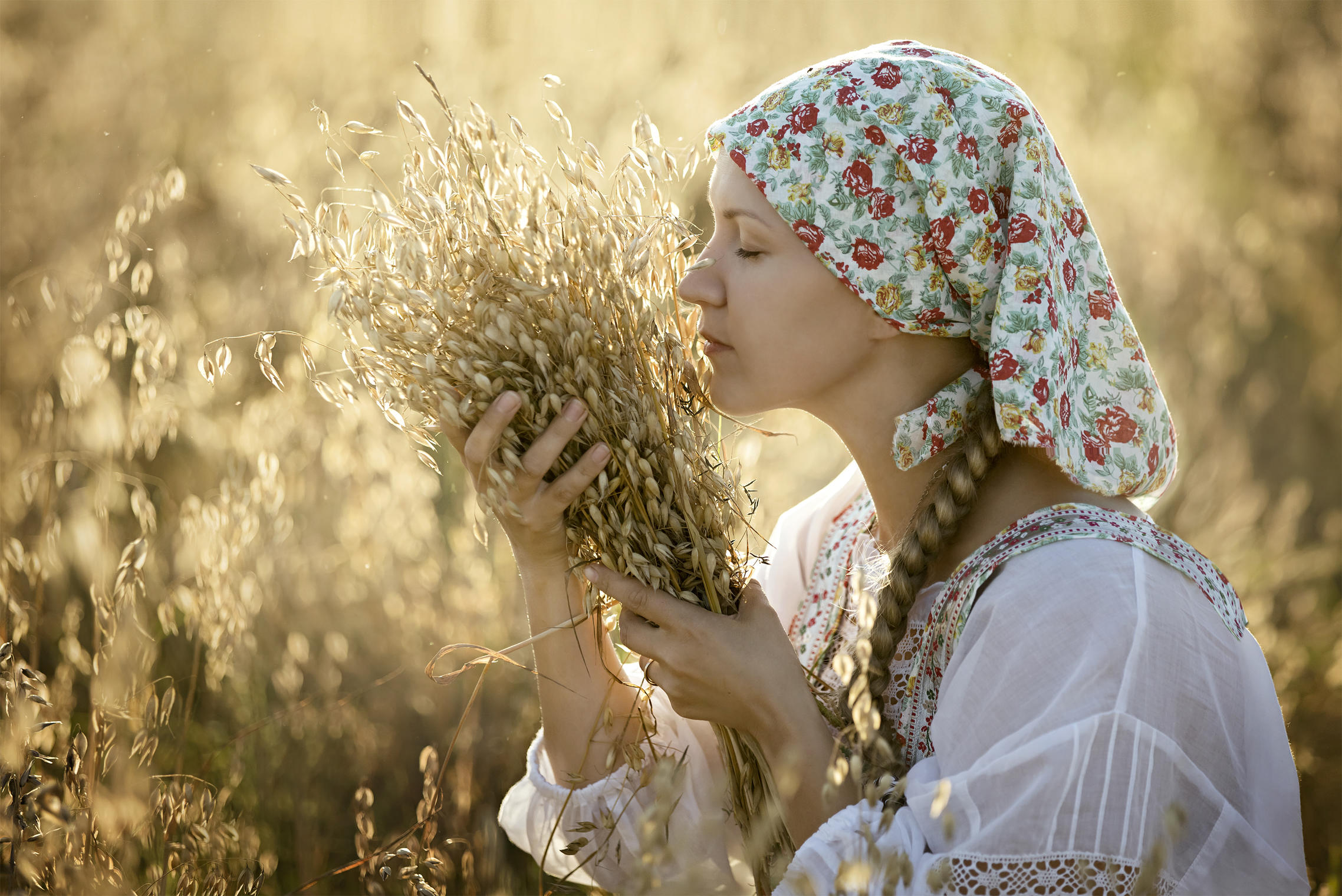 Photo Women in Slavic costumes in Yancheng