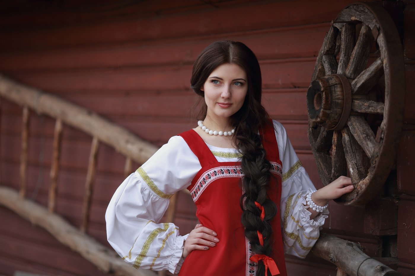 Girls in Slavic costumes in Yancheng