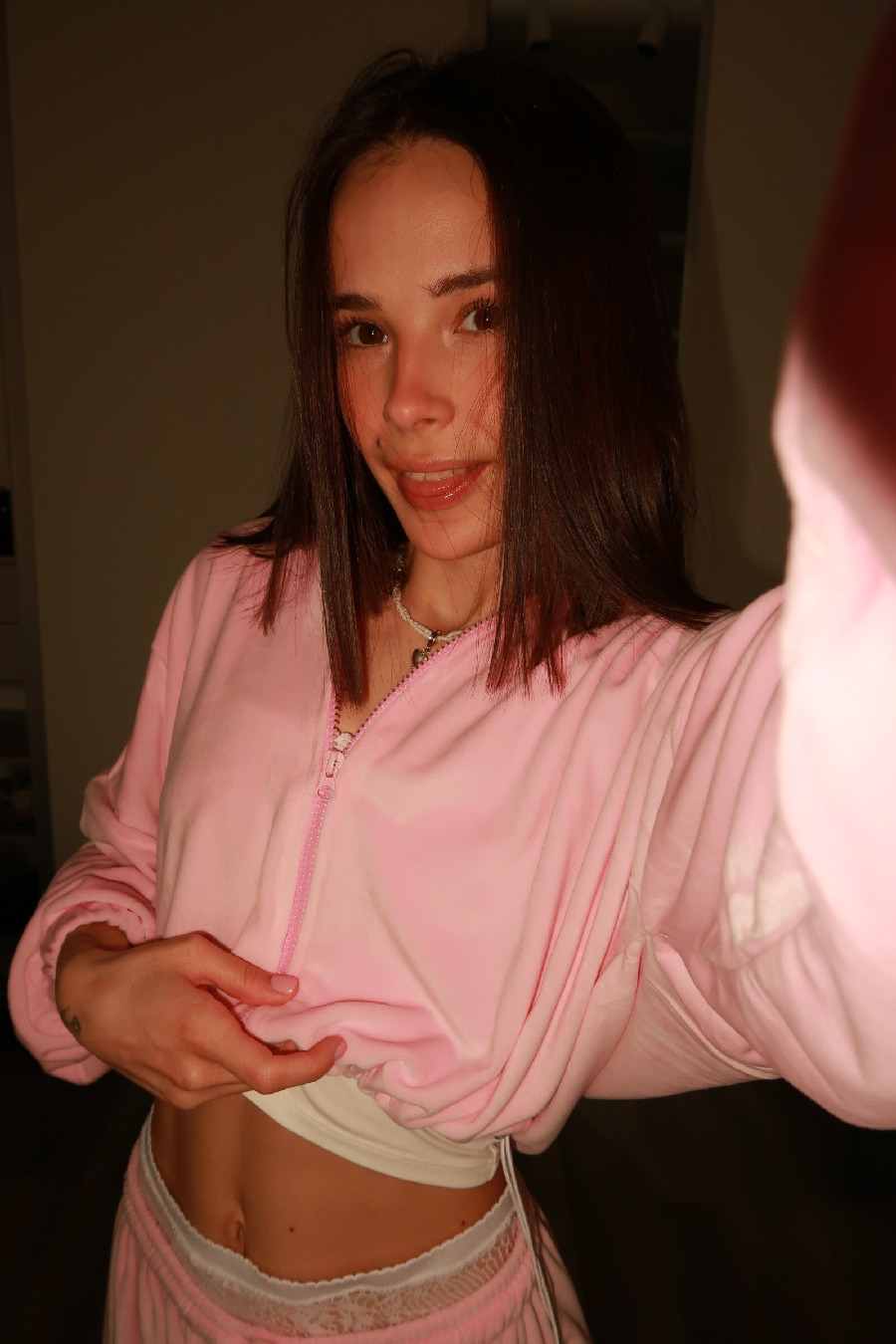 Tina brings the glow — live moments in Yancheng